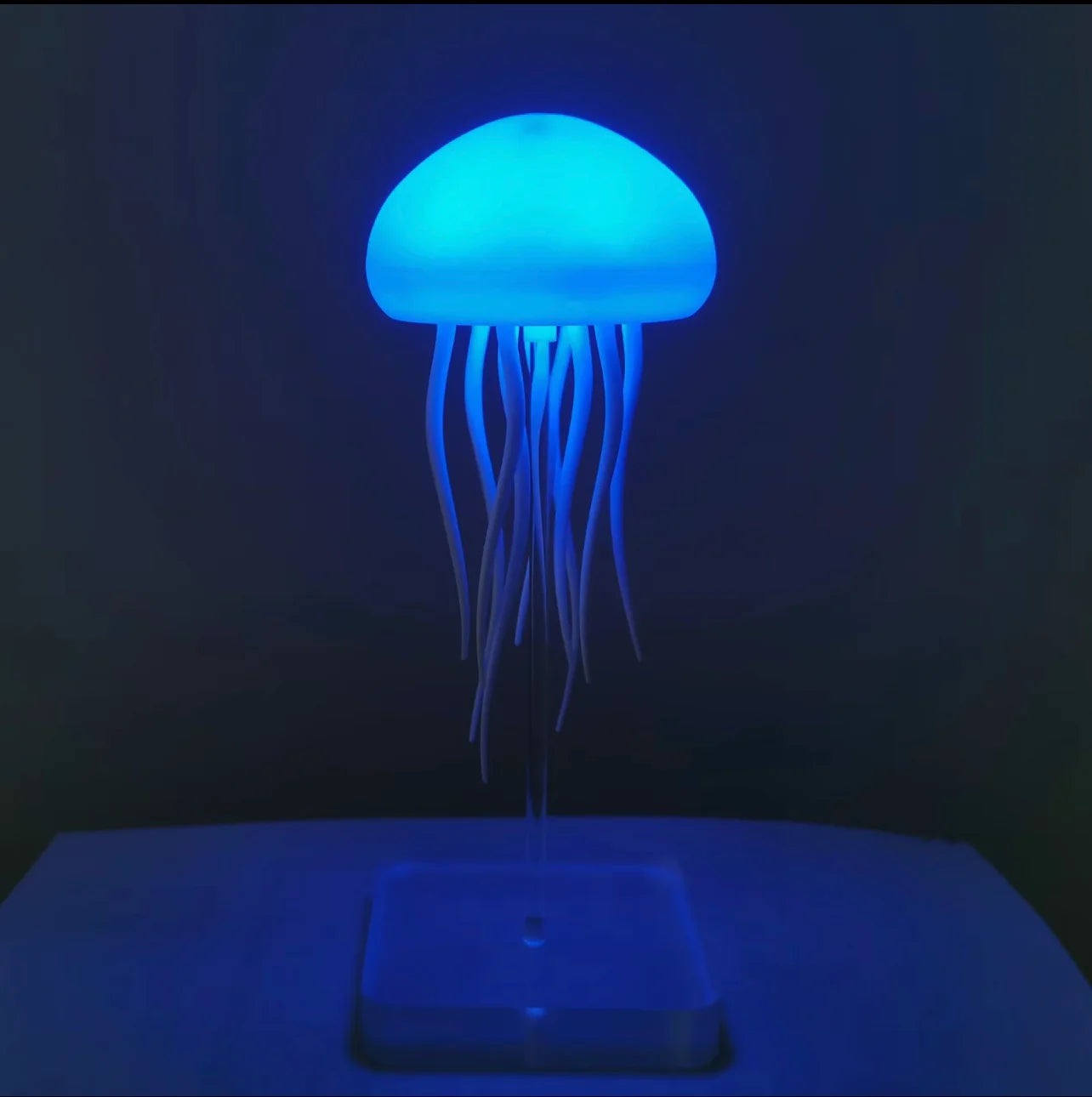Glowing Jellyfish Motion Lamp - Little Bear Sense